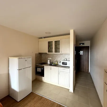 Sea View Premier Sveti Vlas Апартамент *