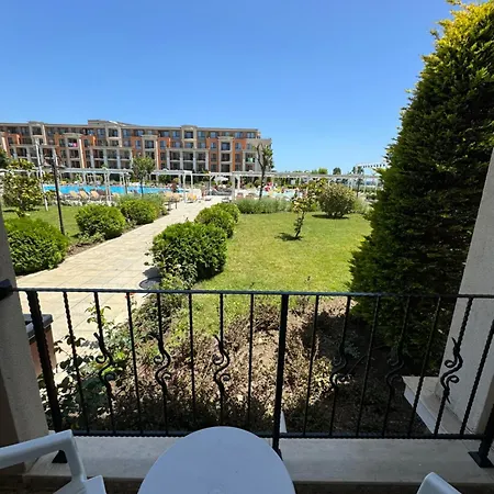 Sea View Premier Sveti Vlas Апартамент