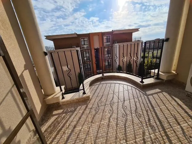 Sea View Premier Sveti Vlas Апартаменты Солнечный берег